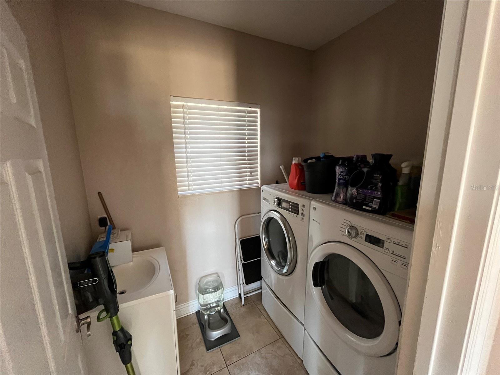 ALLENS SMALL FARMS - Residential