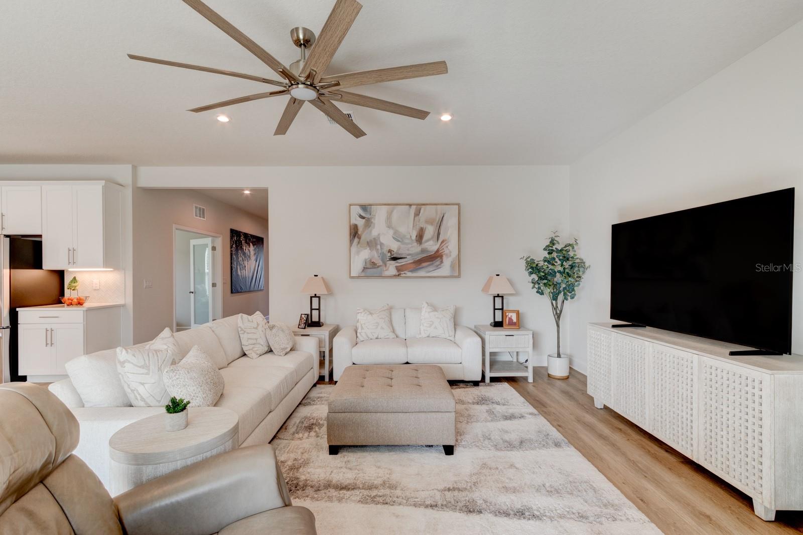 COPPER CREEK - Residential