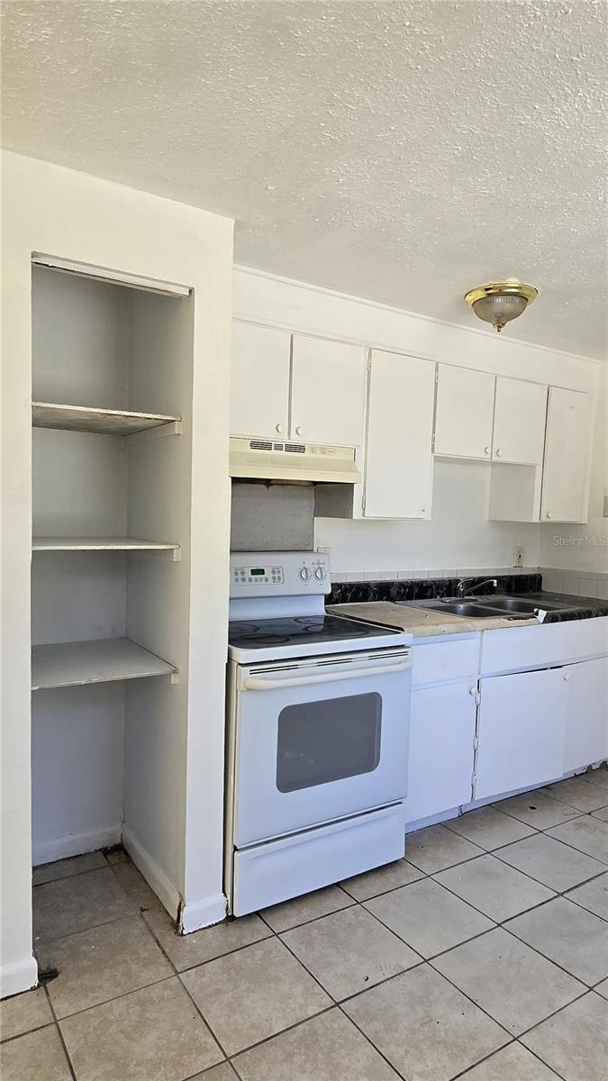 HILLSBOROUGH HEIGHTS EAST A REPLAT - Residential Income