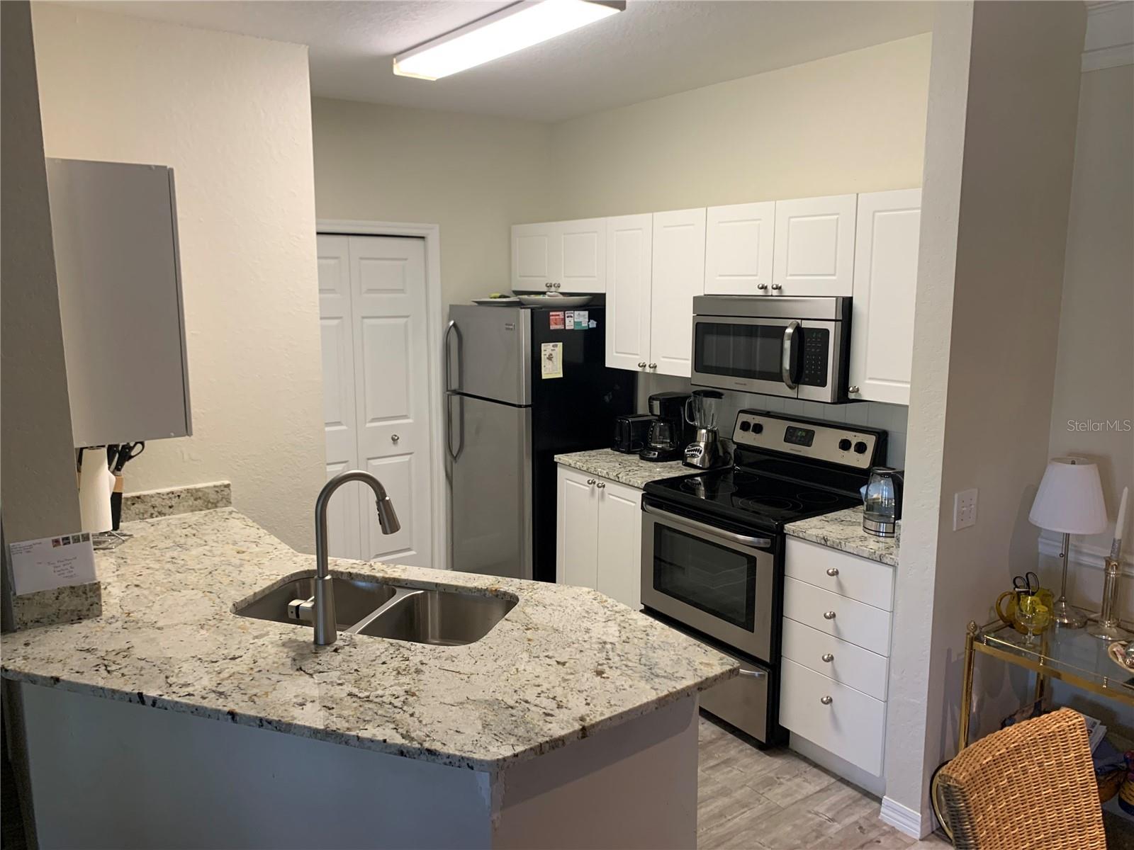 SERENADE ON PALMER RANCH - Residential Lease