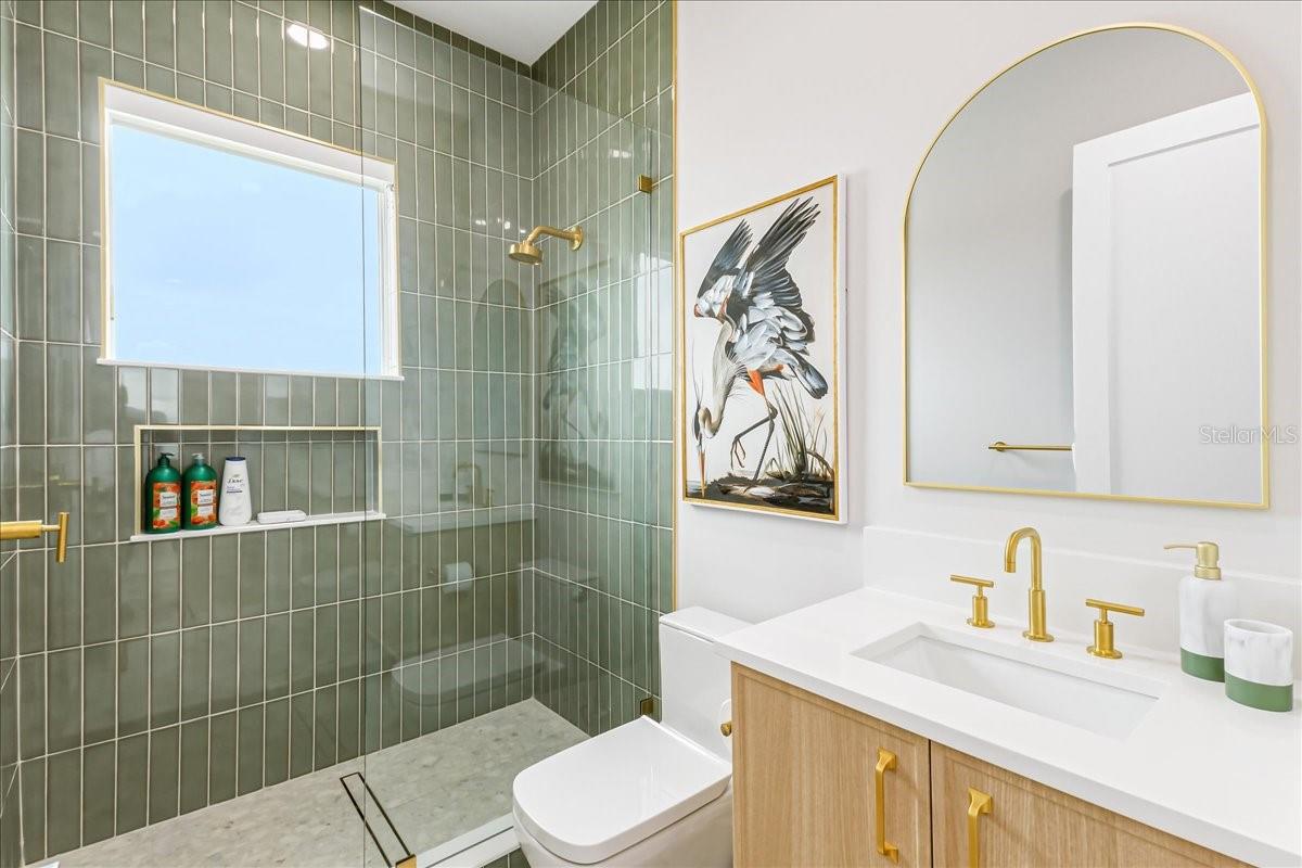 CRESCENT BEACH - Residential