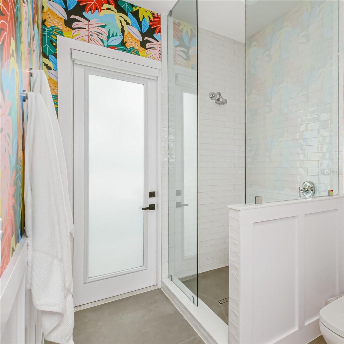 CRESCENT BEACH - Residential