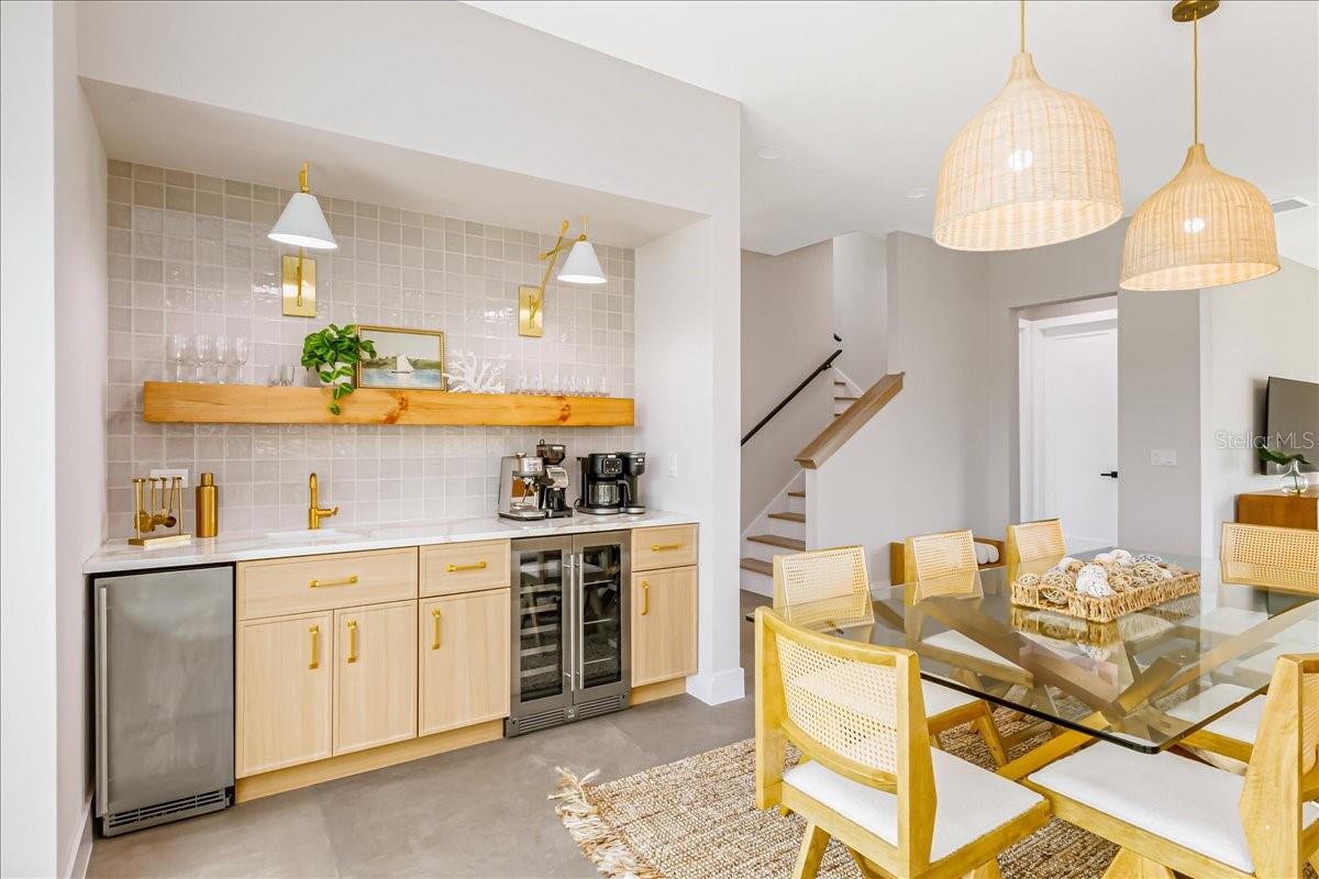 CRESCENT BEACH - Residential