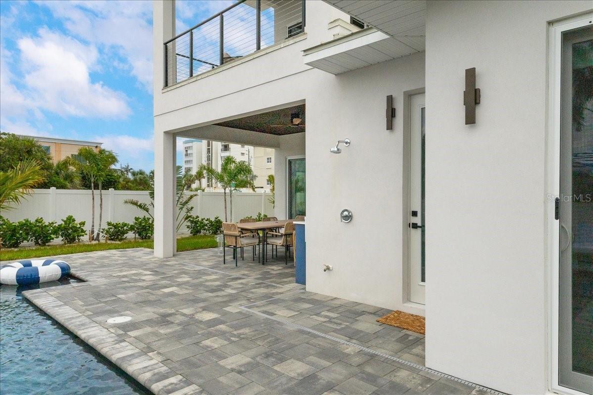 CRESCENT BEACH - Residential