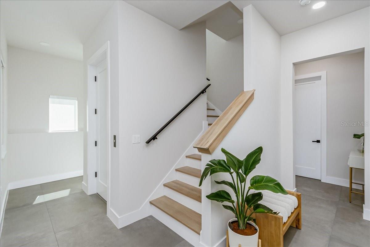 CRESCENT BEACH - Residential