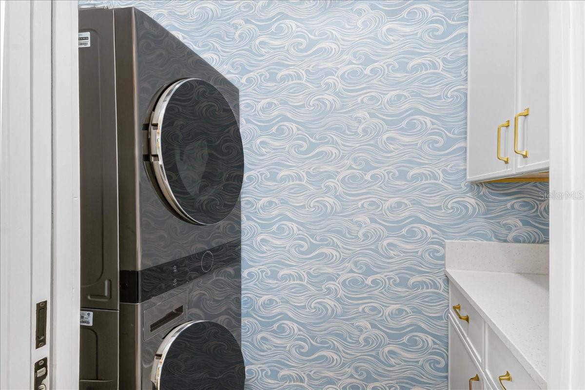 CRESCENT BEACH - Residential