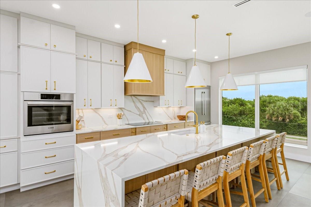 2050 ATLANTIC AVENUE S