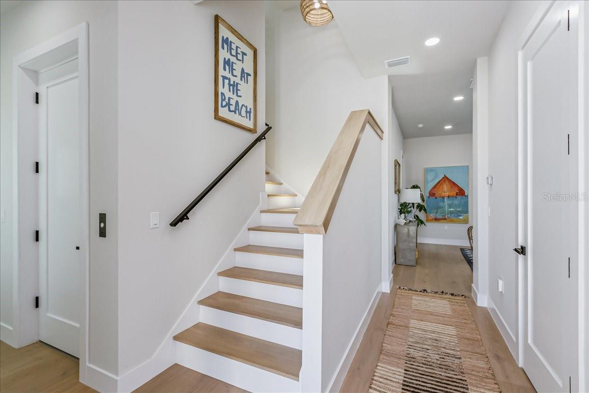 CRESCENT BEACH - Residential