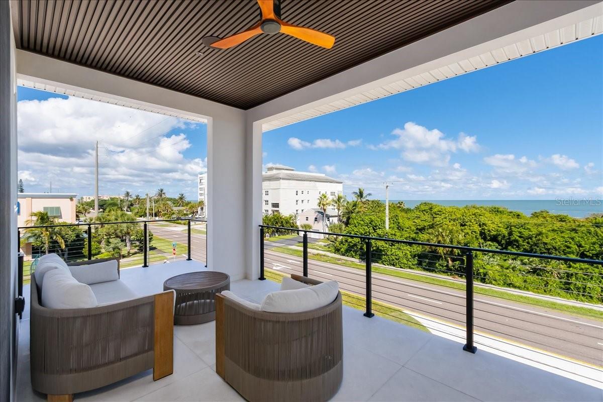 CRESCENT BEACH - Residential