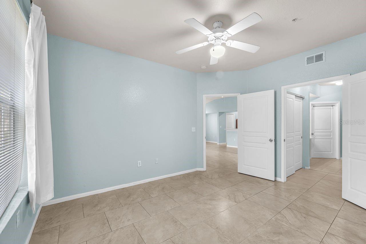 OXFORD PLACE AT TAMPA PALMS A - Residential Lease