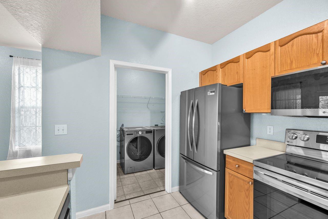 OXFORD PLACE AT TAMPA PALMS A - Residential Lease