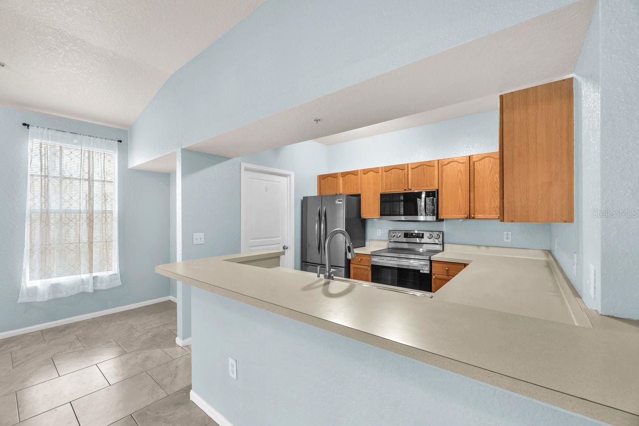 OXFORD PLACE AT TAMPA PALMS A - Residential Lease