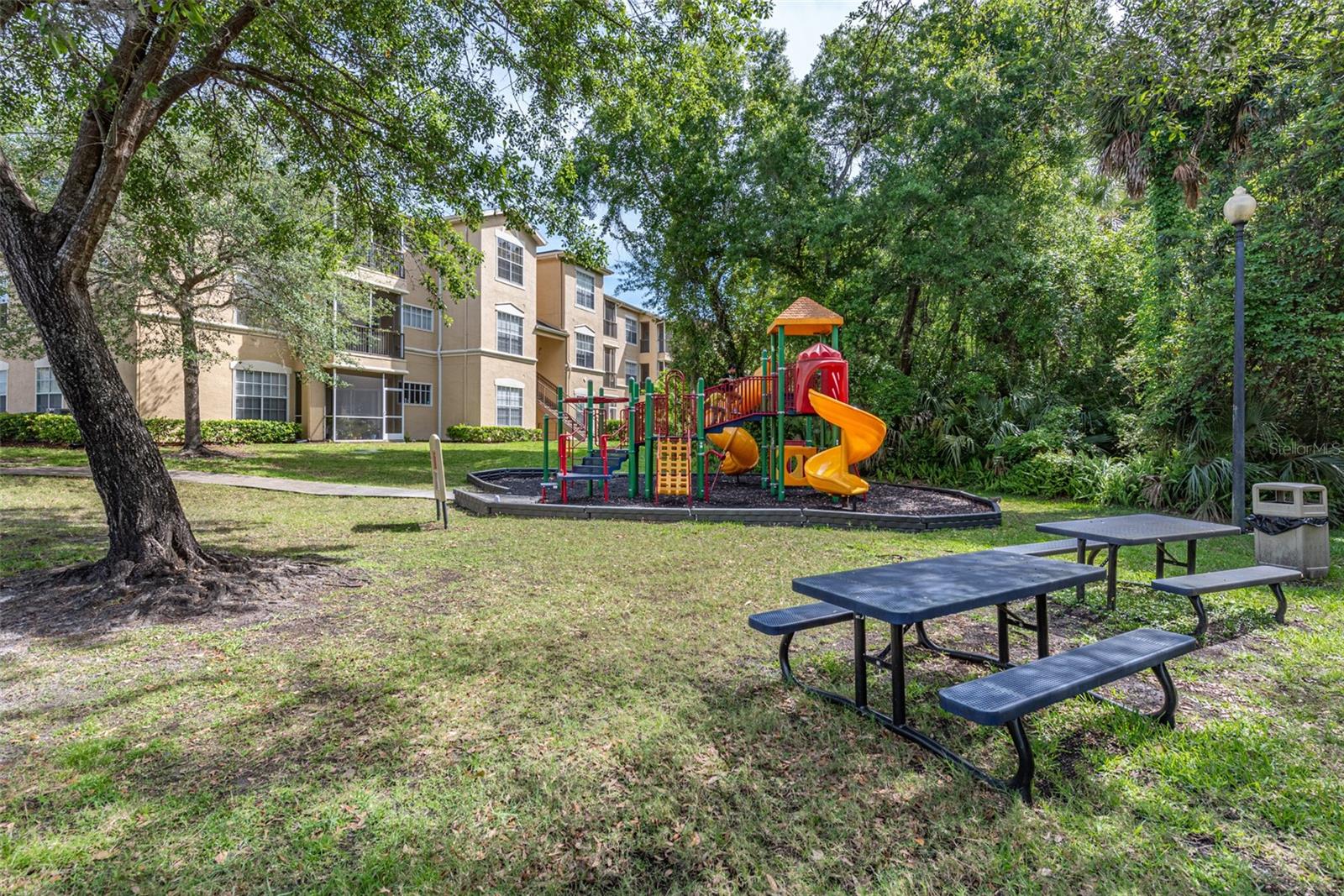 OXFORD PLACE AT TAMPA PALMS A - Residential Lease