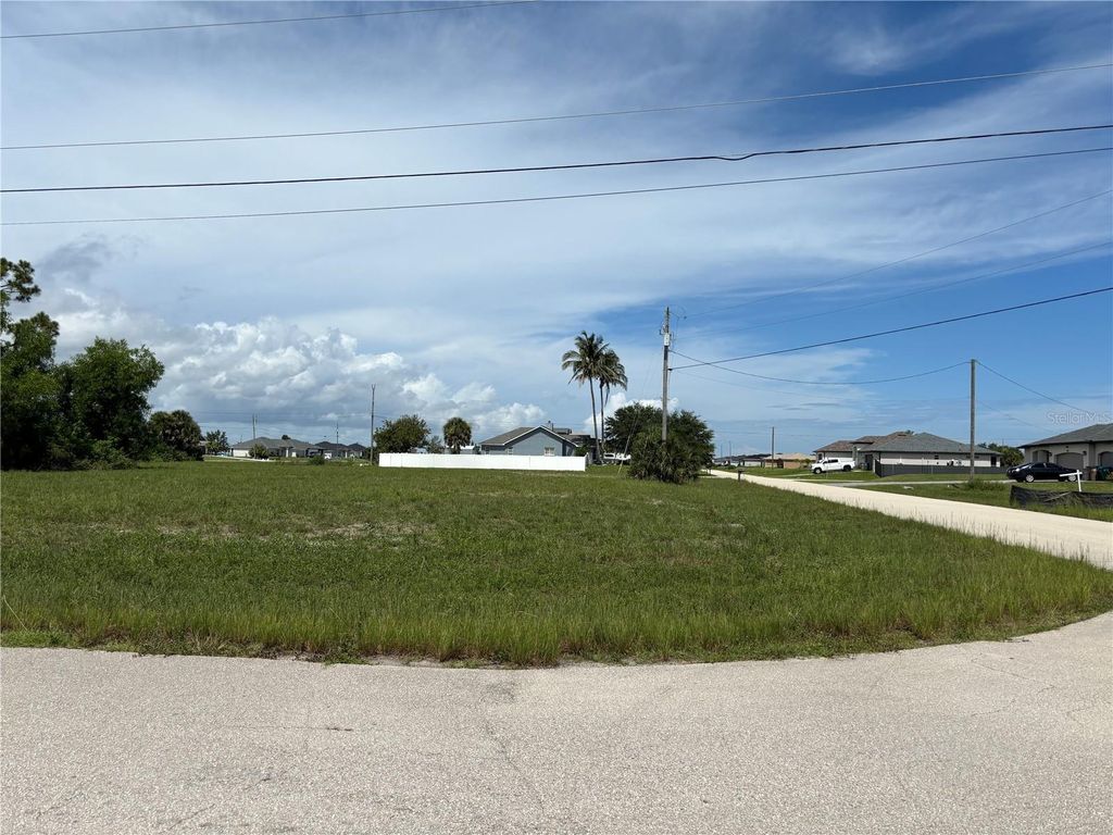 Photo of 3424 NW 41st Place, Cape Coral, FL 33993 (MLS # G5099214)