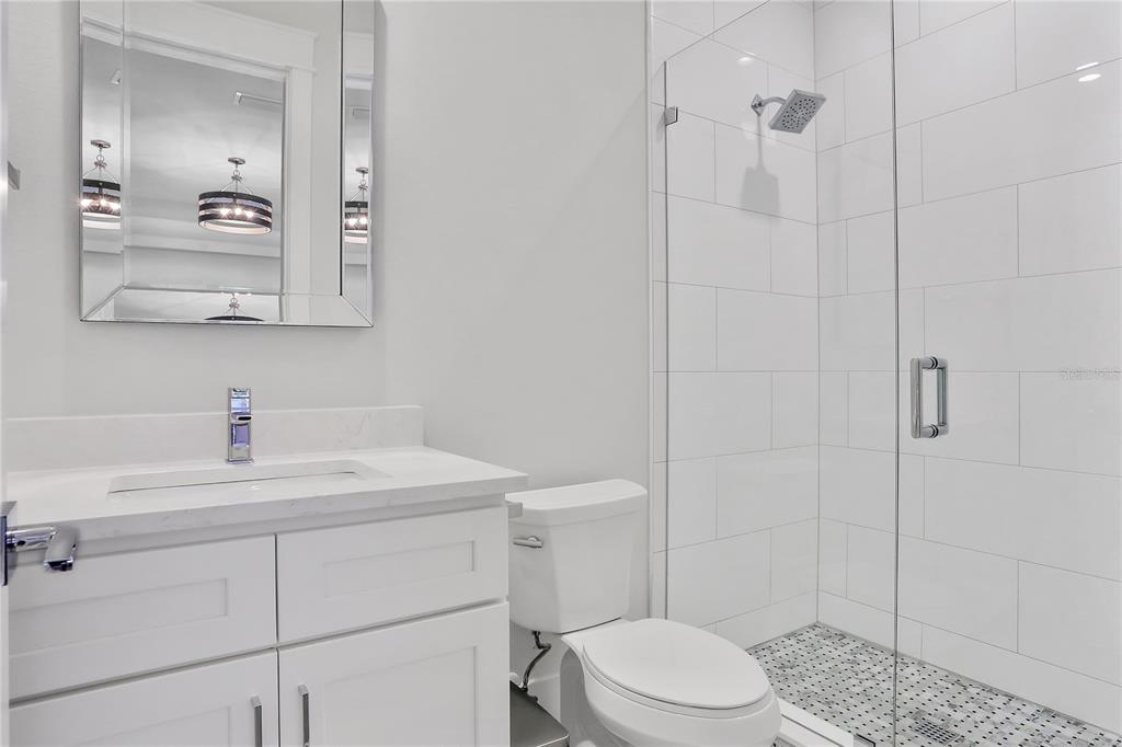 LONGBEACH ON LONGBOAT KEY - Residential Lease