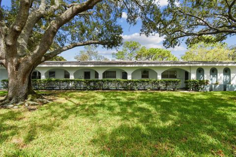 A home in SEMINOLE