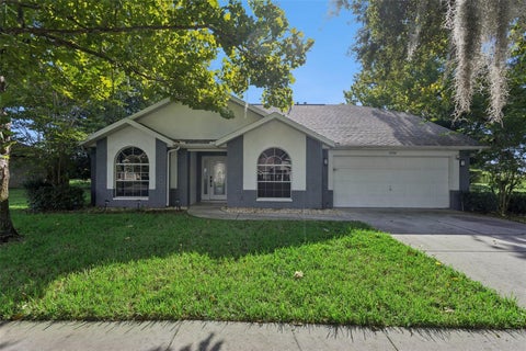 Photo of 6302 Silver Oaks Drive, Zephyrhills, FL 33542 (MLS # O6439040)