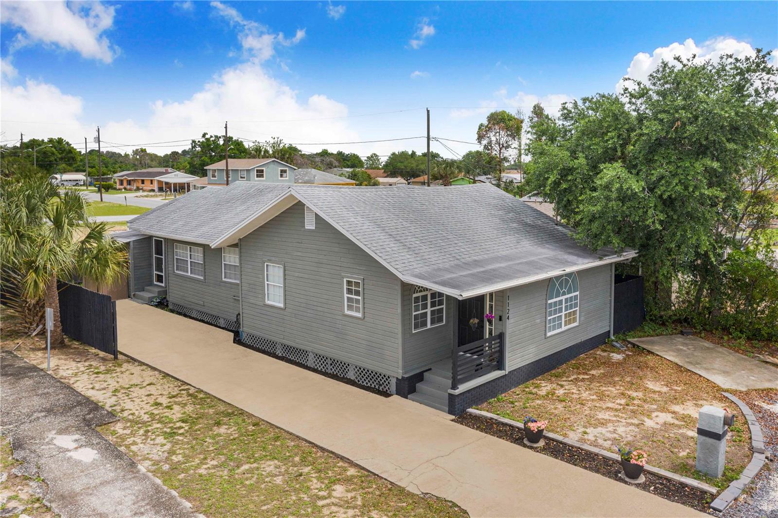 LOCKHART & SMITHS RESUB - Residential