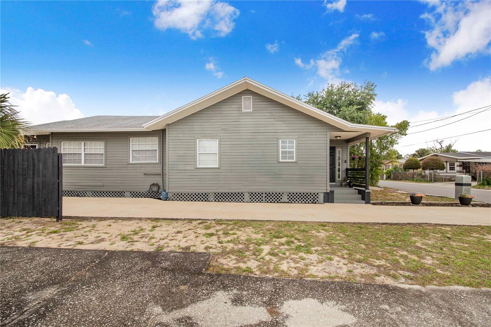 LOCKHART & SMITHS RESUB - Residential