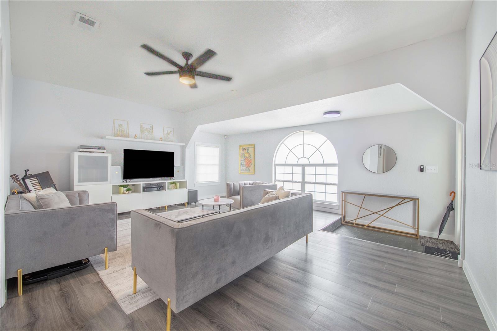 LOCKHART & SMITHS RESUB - Residential