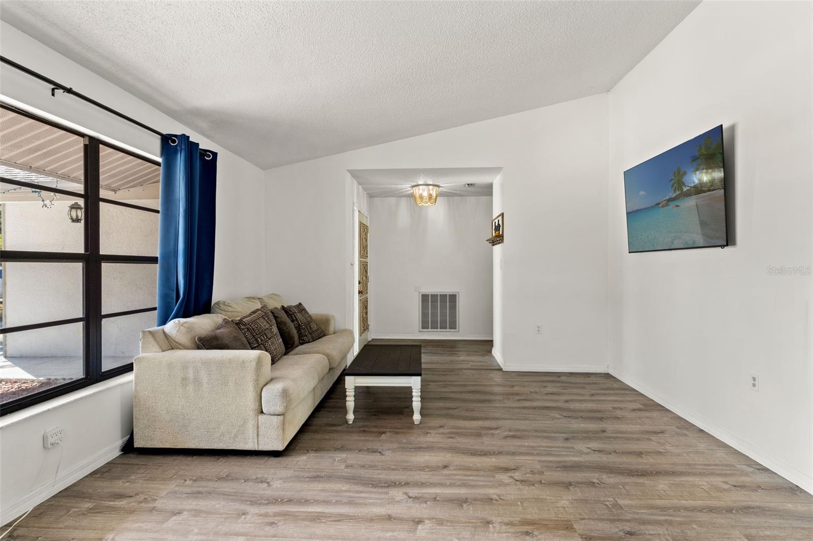 HIGHLANDS - Residential