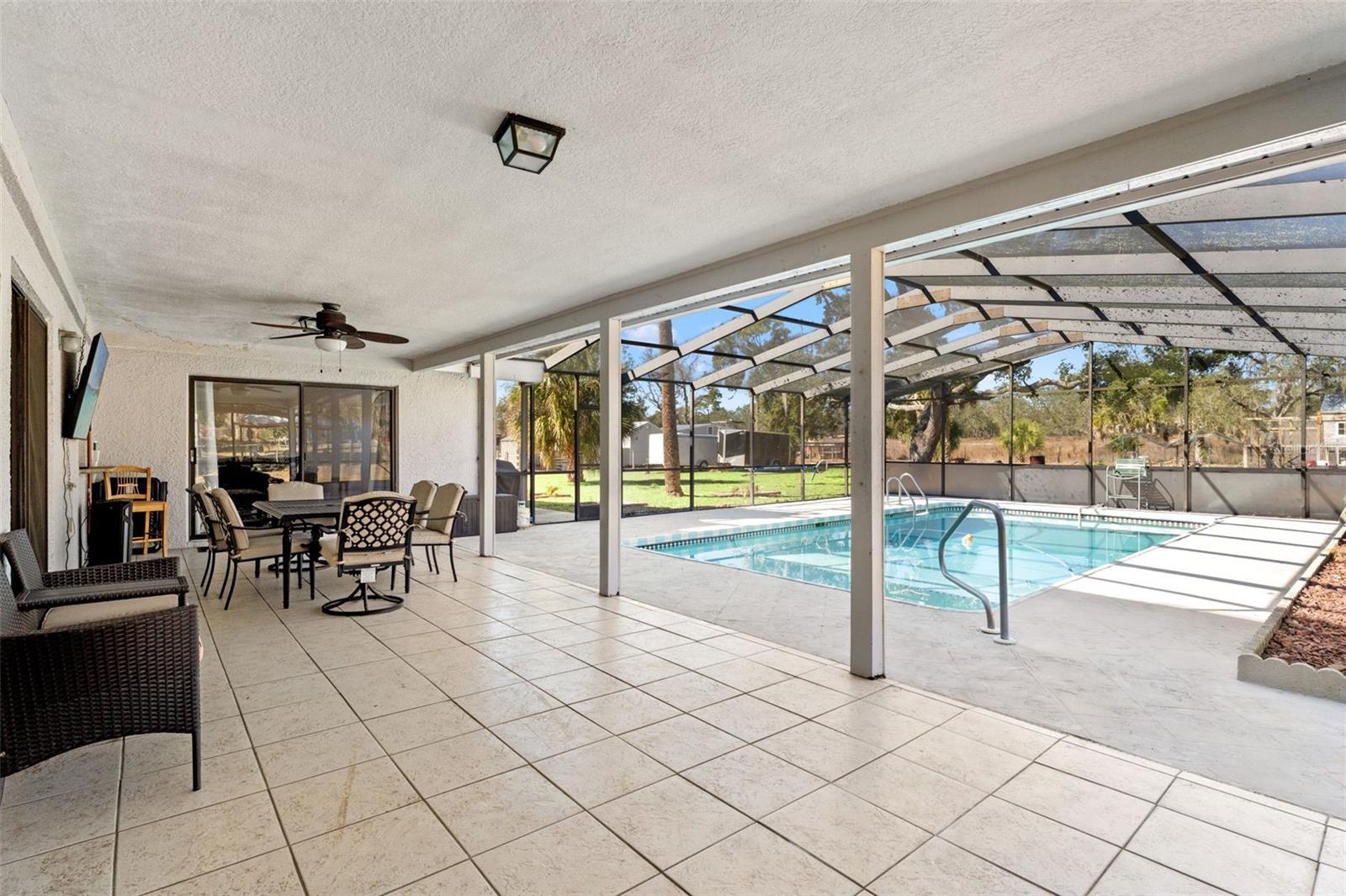 HIGHLANDS - Residential