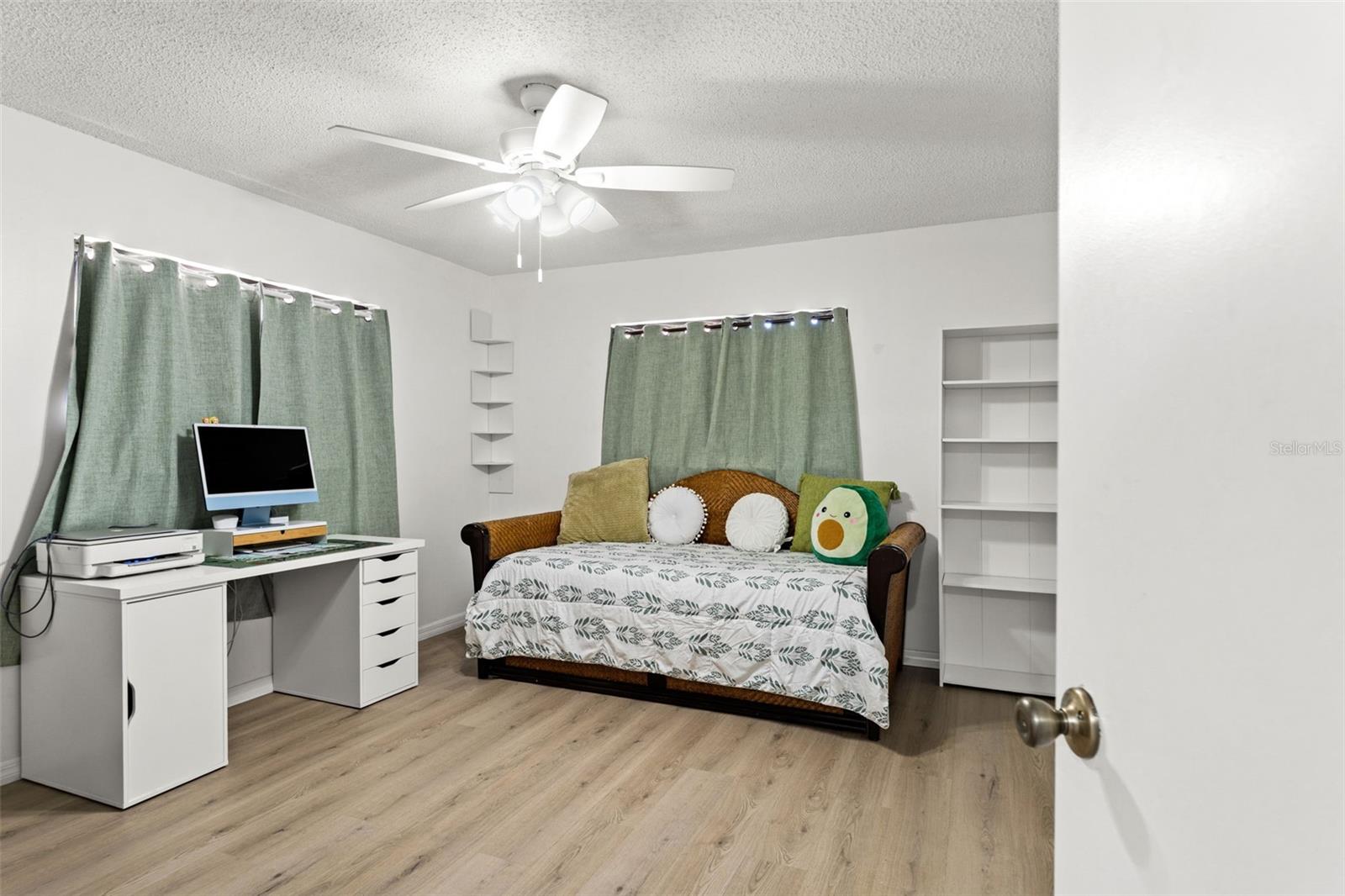 HIGHLANDS - Residential