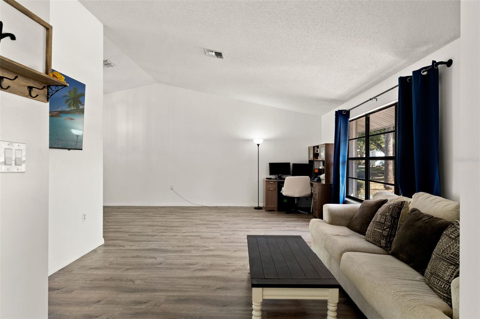 HIGHLANDS - Residential