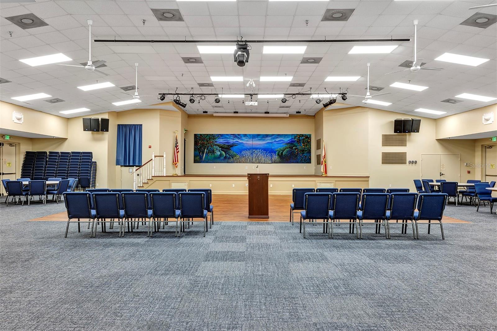 TAVARES ROYAL HARBOR PH 03 LT 350 ORB 02 - Residential Lease