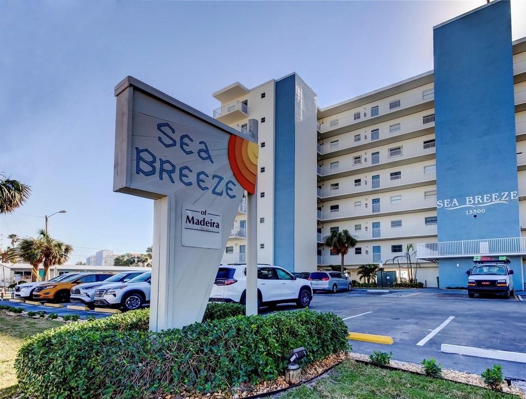 Photo of 13500 Gulf Boulevard #702, Madeira Beach, FL 33708 (MLS # A4675007)