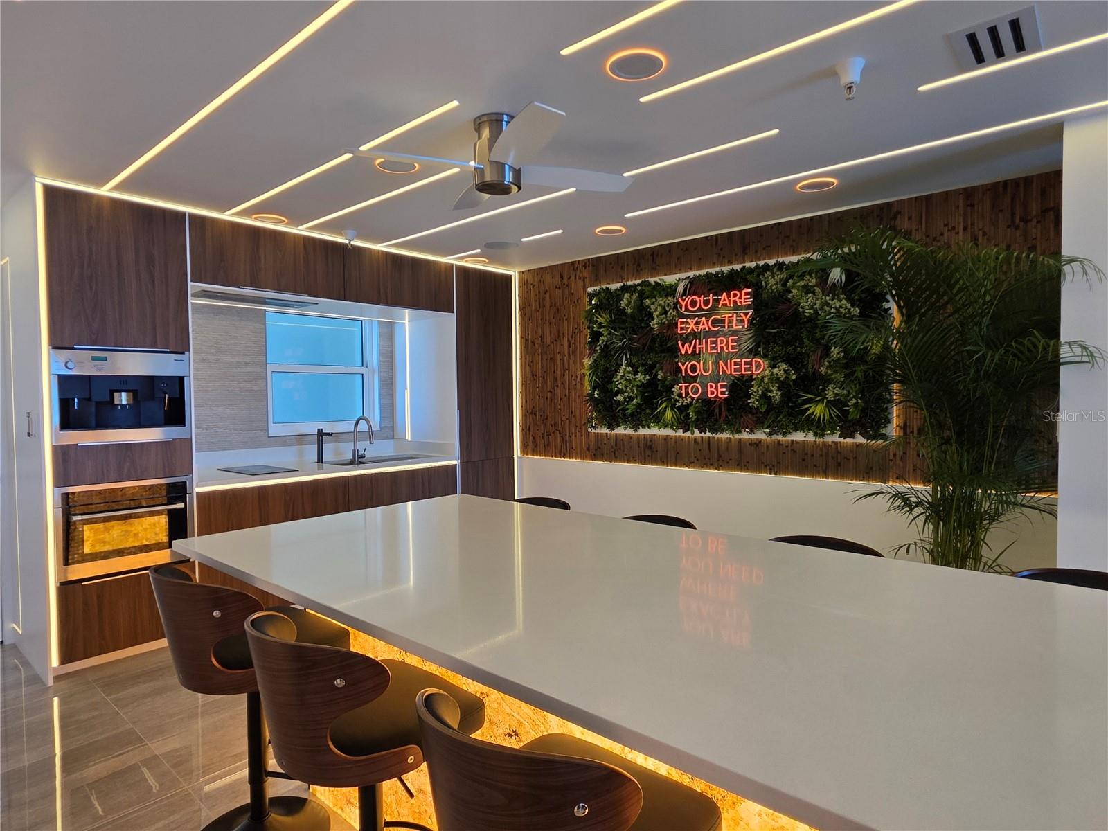 SEA BREEZE OF MADEIRA CONDO - Residential