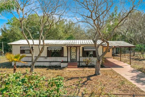 Photo of 36700 Daisy Lane, Fruitland Park, FL 34731 (MLS # A4684652)