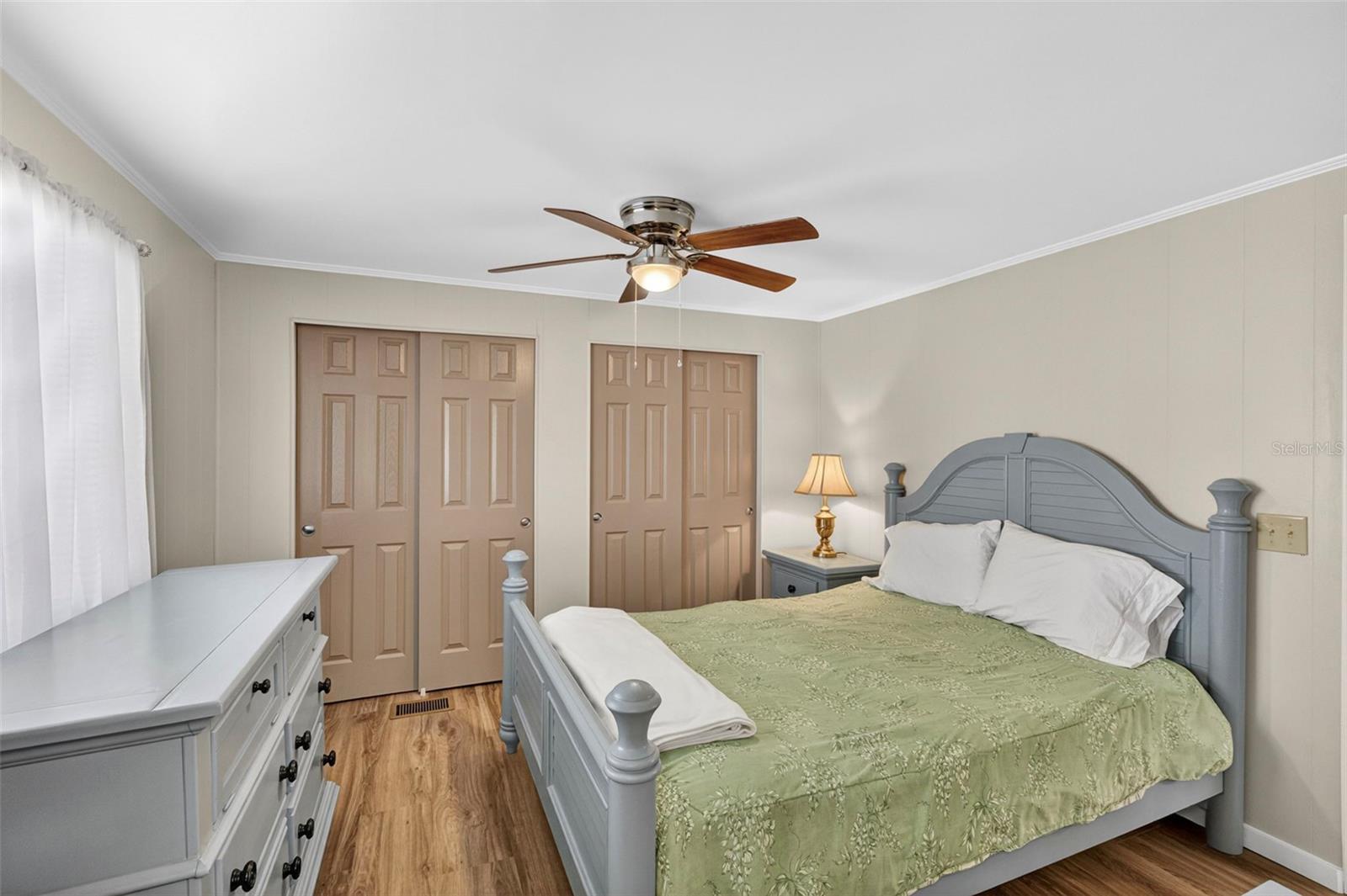 LA CASA MHP CO-OP - Residential