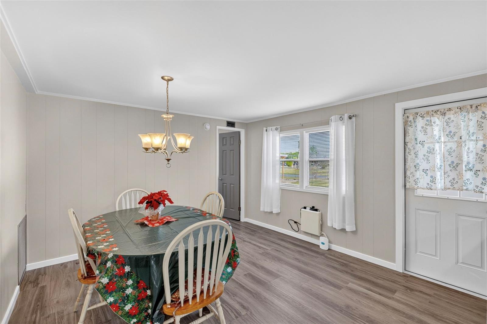 LA CASA MHP CO-OP - Residential