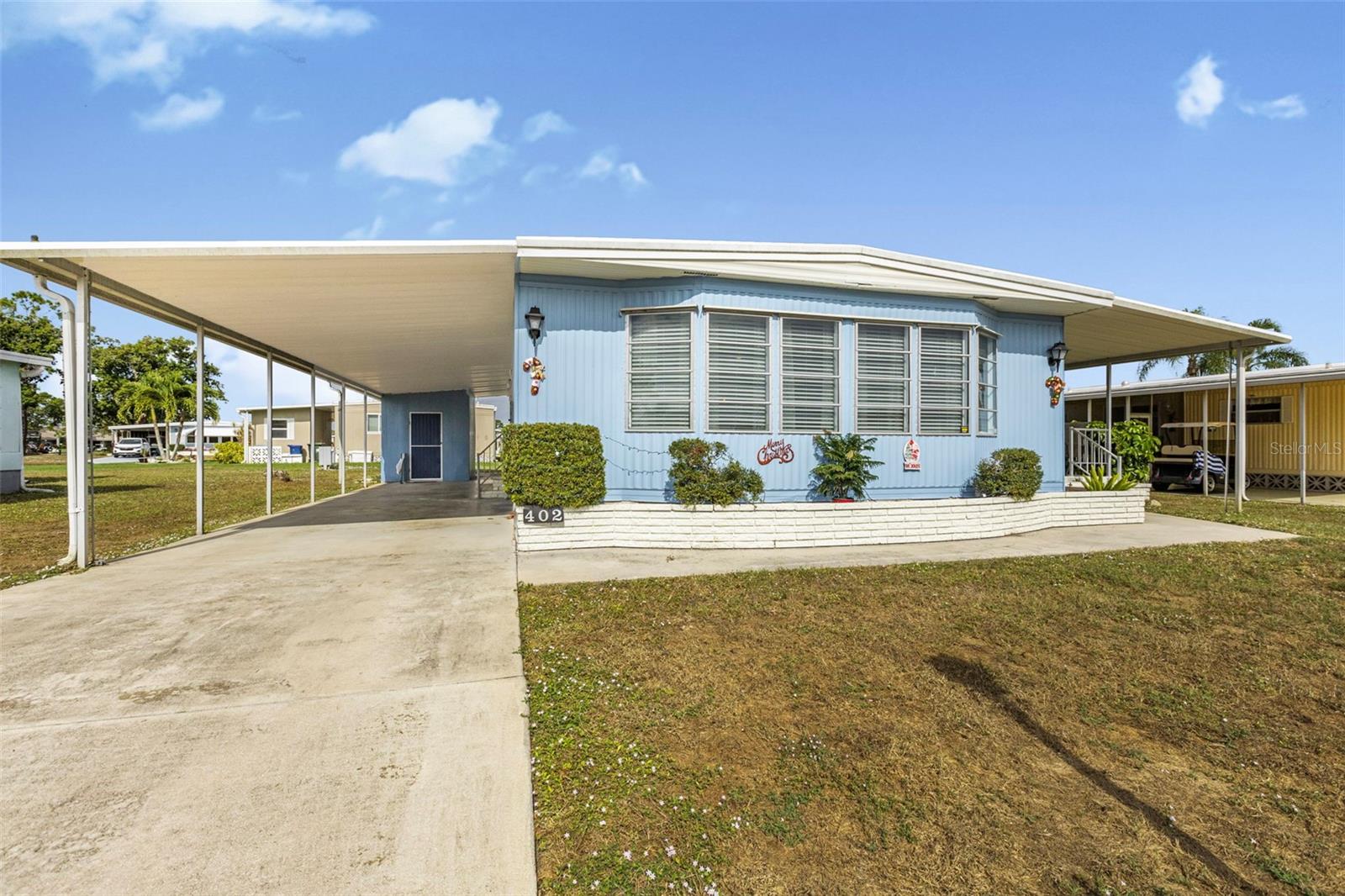 LA CASA MHP CO-OP - Residential