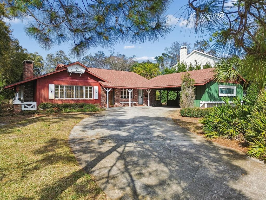 Photo of 65 Inness Drive, Tarpon Springs, FL 34689 (MLS # TB8477711)