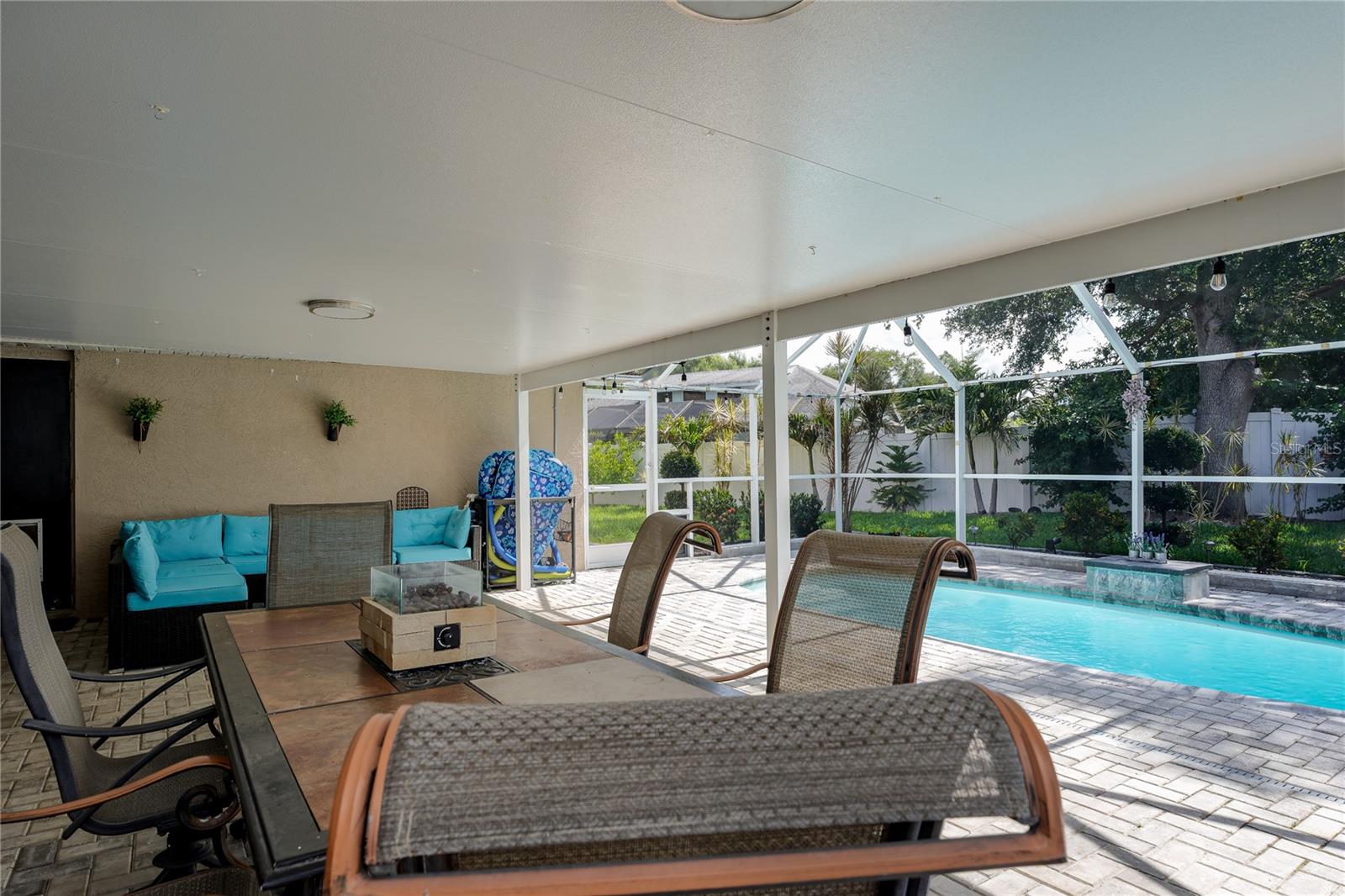 FAIRFAX PH ONE - Residential