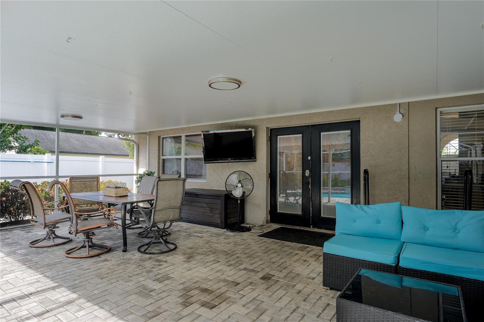 FAIRFAX PH ONE - Residential