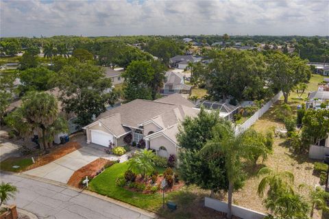 Photo of 4513 Peridia Boulevard E, Bradenton, FL 34203 (MLS # A4694181)