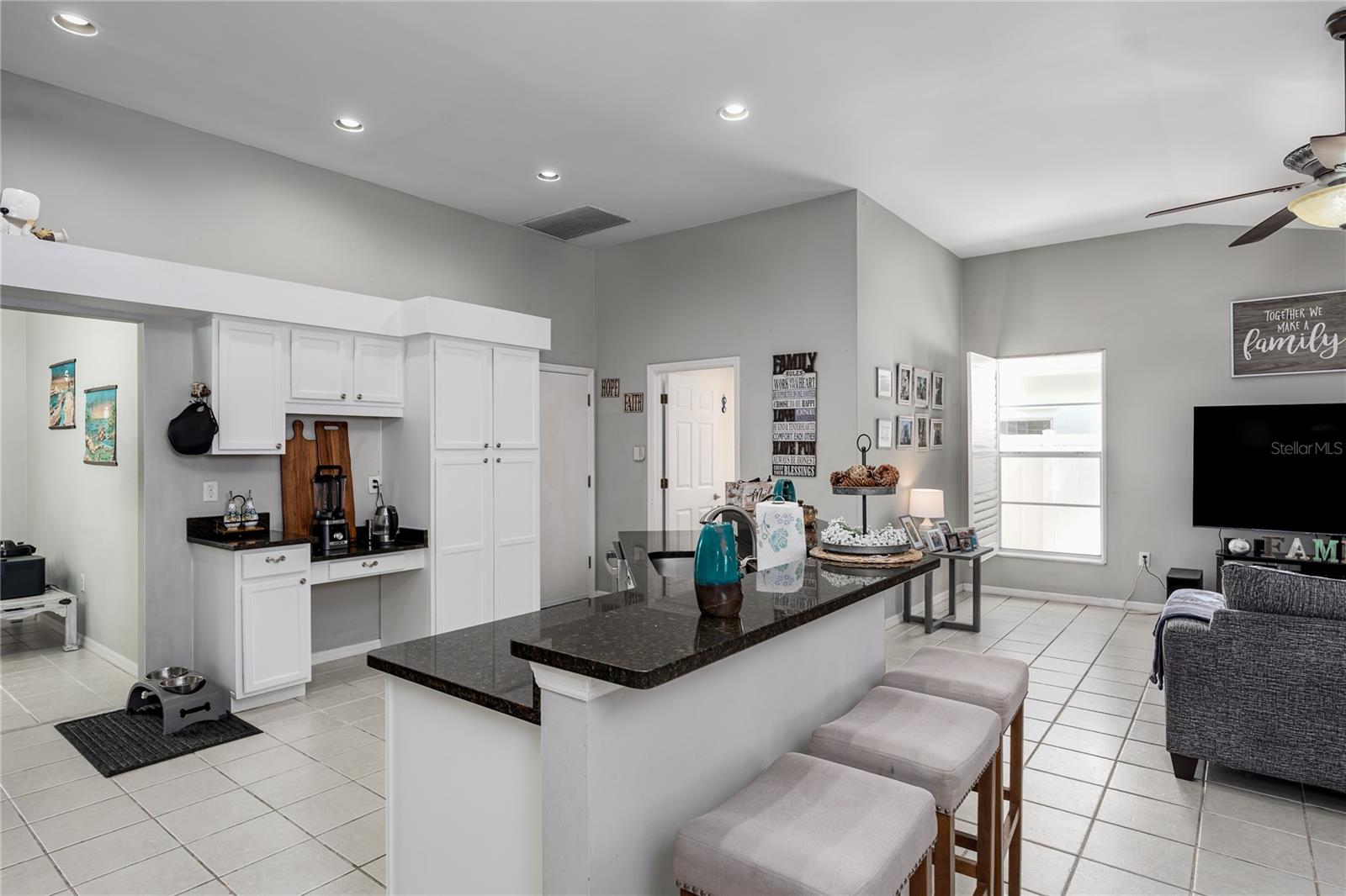 FAIRFAX PH ONE - Residential