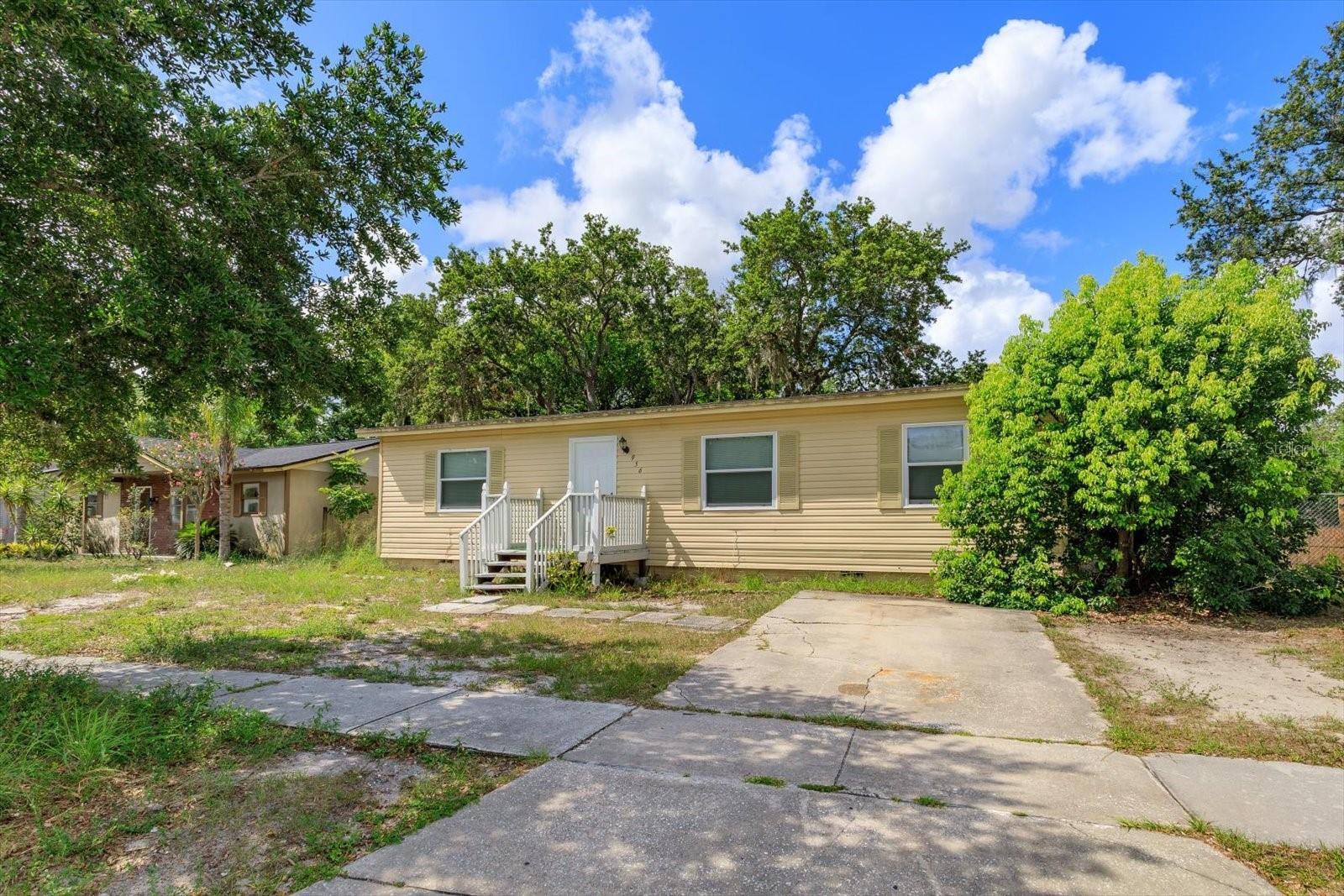 Welcome to 956 Osceola Trail! This charming 3-bedroom, 2-bath home offers tile flooring throughout, an abundance of natural light, and spacious living areas perfect for relaxing or entertaining. Step outside to a large, fenced-in backyard—ideal for pets, gatherings, or creating your own outdoor oasis. Conveniently located in Casselberry, you're just minutes from top-rated schools, popular restaurants, shopping centers, and major attractions like Winter Park, Downtown Orlando, and area theme parks. A perfect blend of comfort, space, and location—don’t miss this one!
