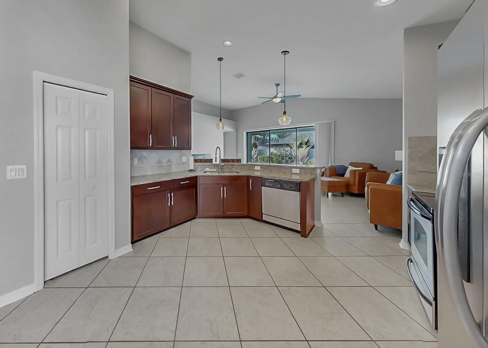 OAK CREEK PRCL 4 - Residential