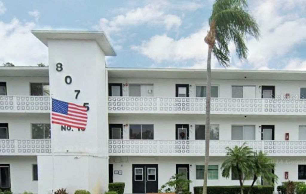 Photo of 8075 112th Street #303, Seminole, FL 33772 (MLS # TB8457015)