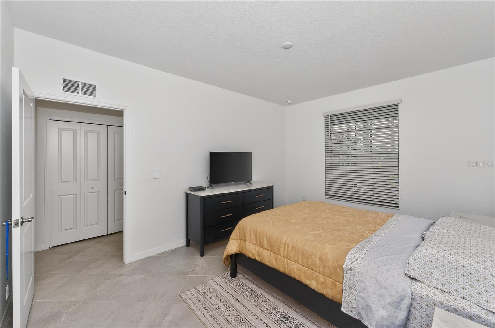 WELLEN PARK GOLF & COUNTRY CLUB - Residential