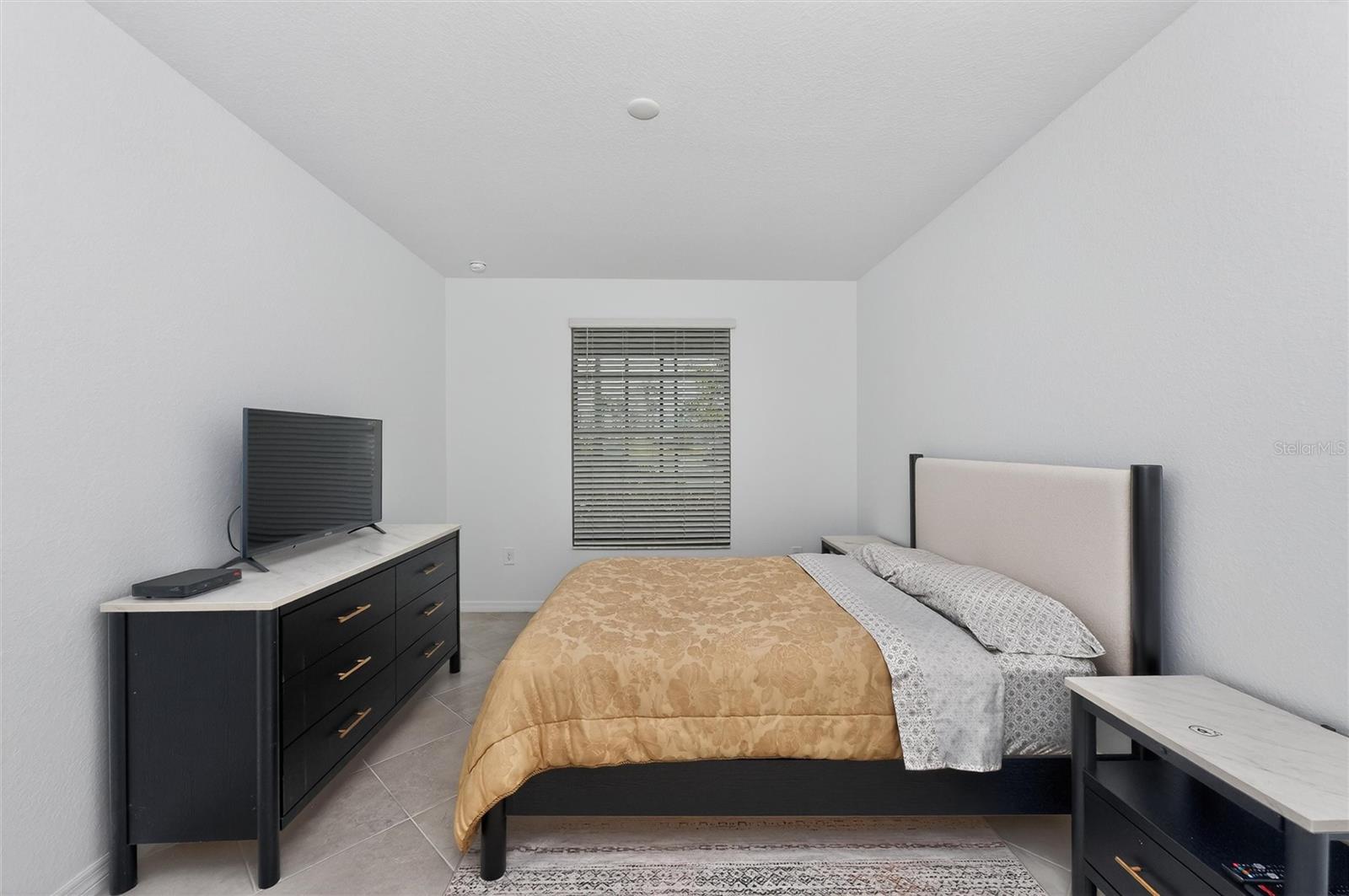 WELLEN PARK GOLF & COUNTRY CLUB - Residential