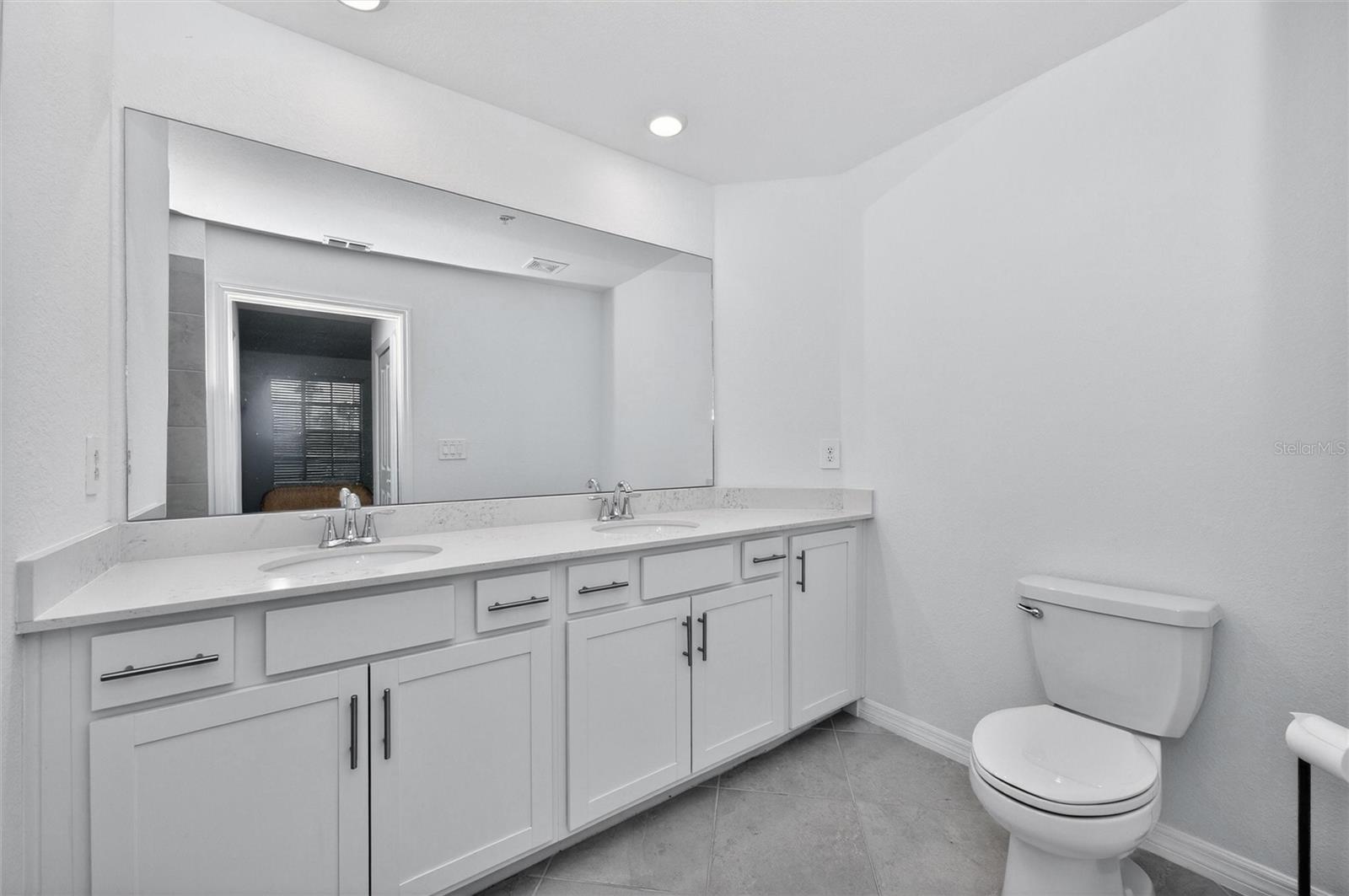 WELLEN PARK GOLF & COUNTRY CLUB - Residential