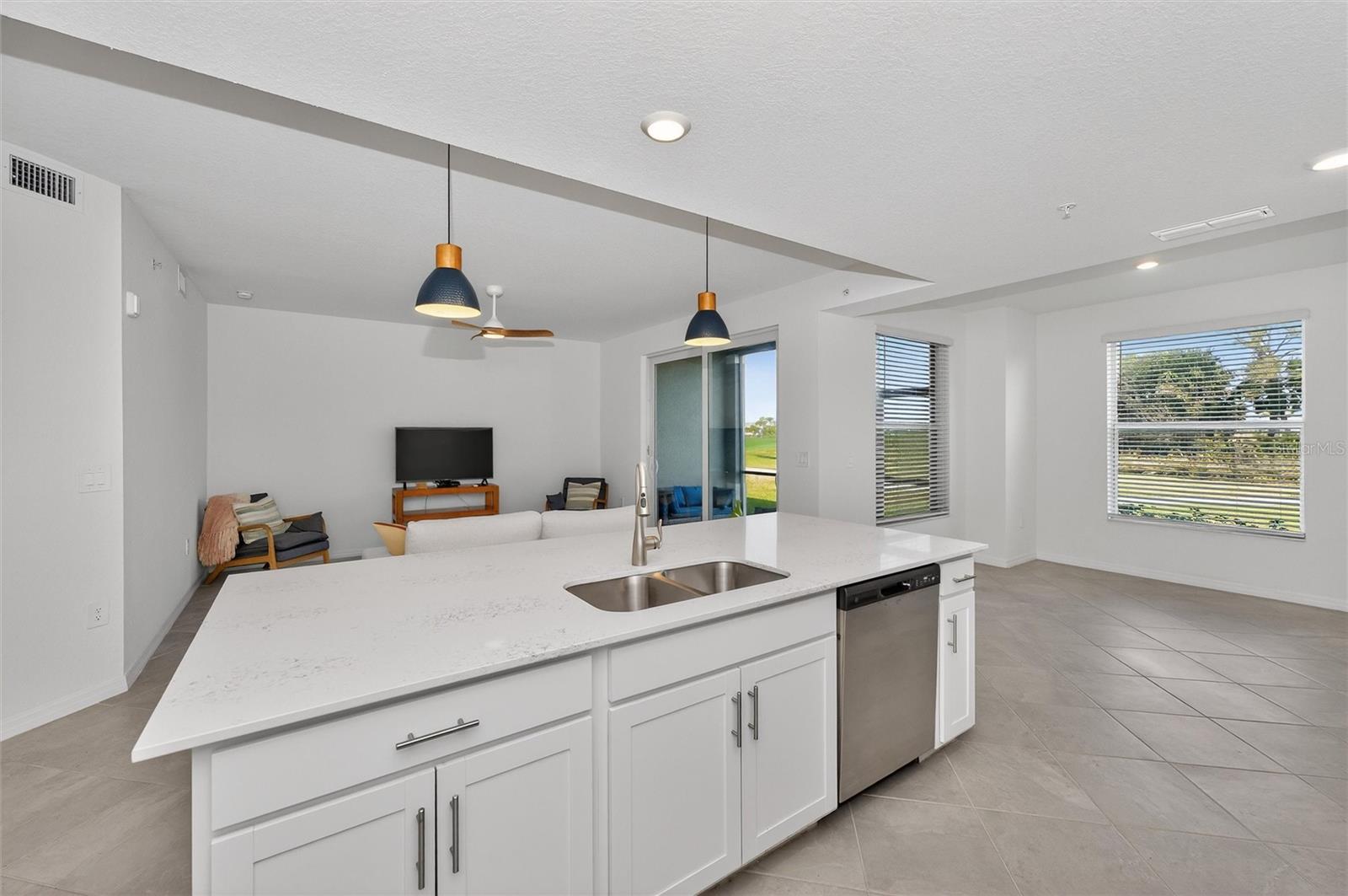 WELLEN PARK GOLF & COUNTRY CLUB - Residential