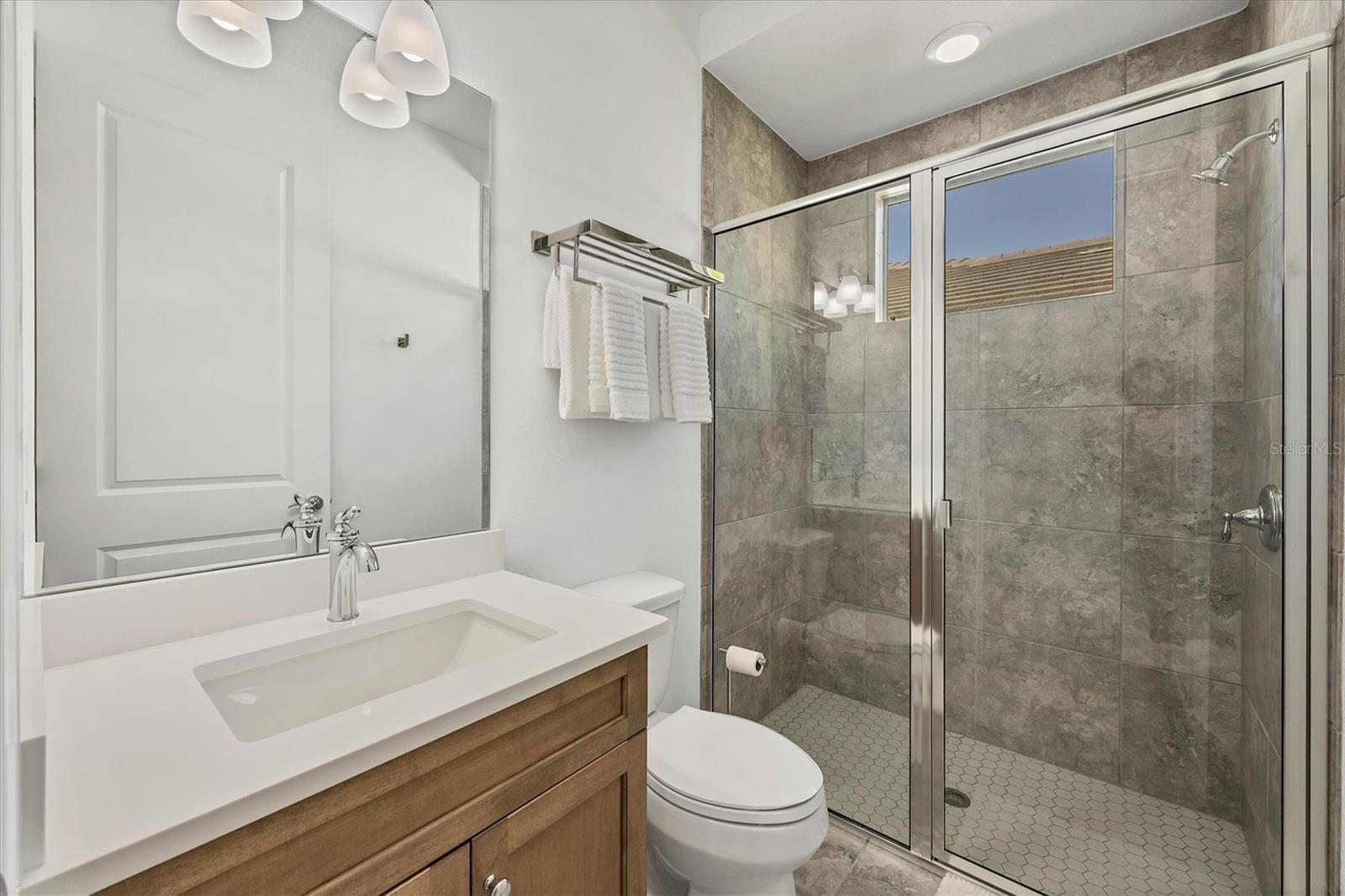 SANDHILL LAKE - Residential