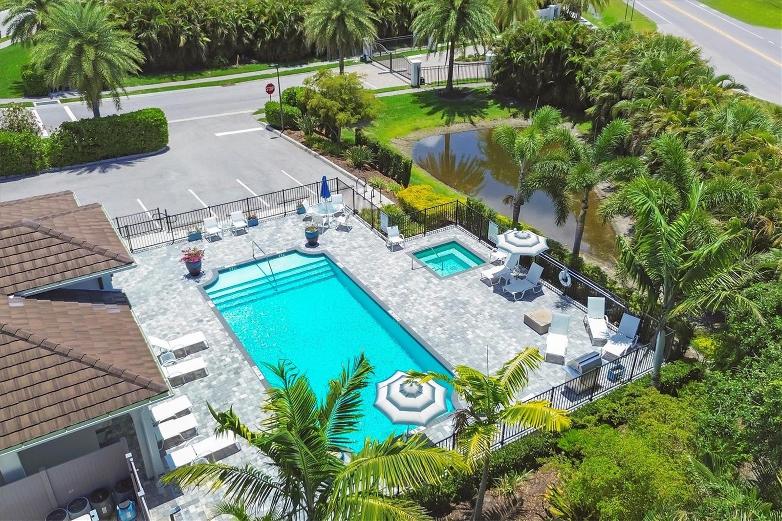 SANDHILL LAKE - Residential