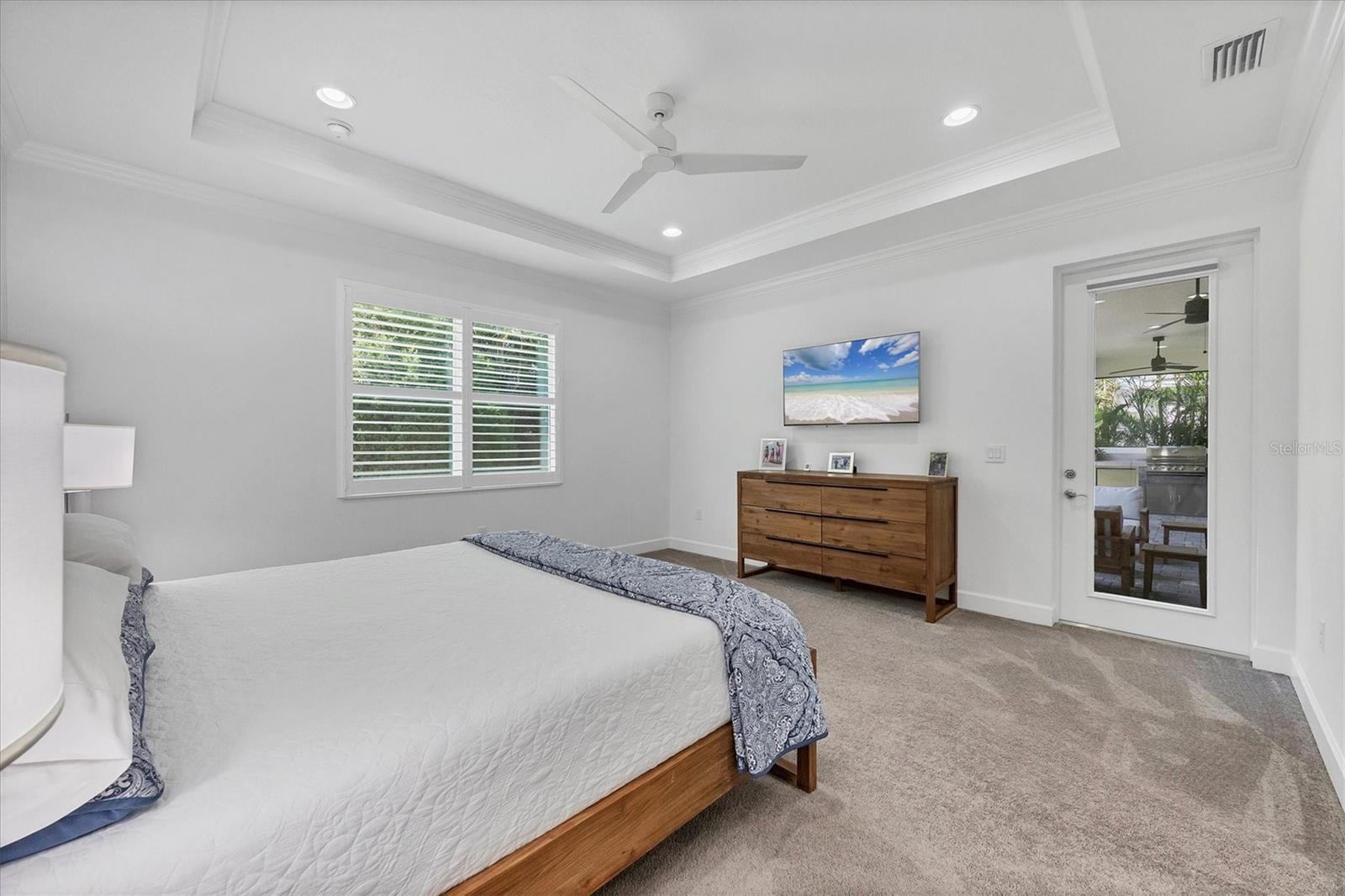 SANDHILL LAKE - Residential